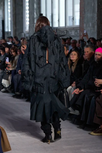 Look 72